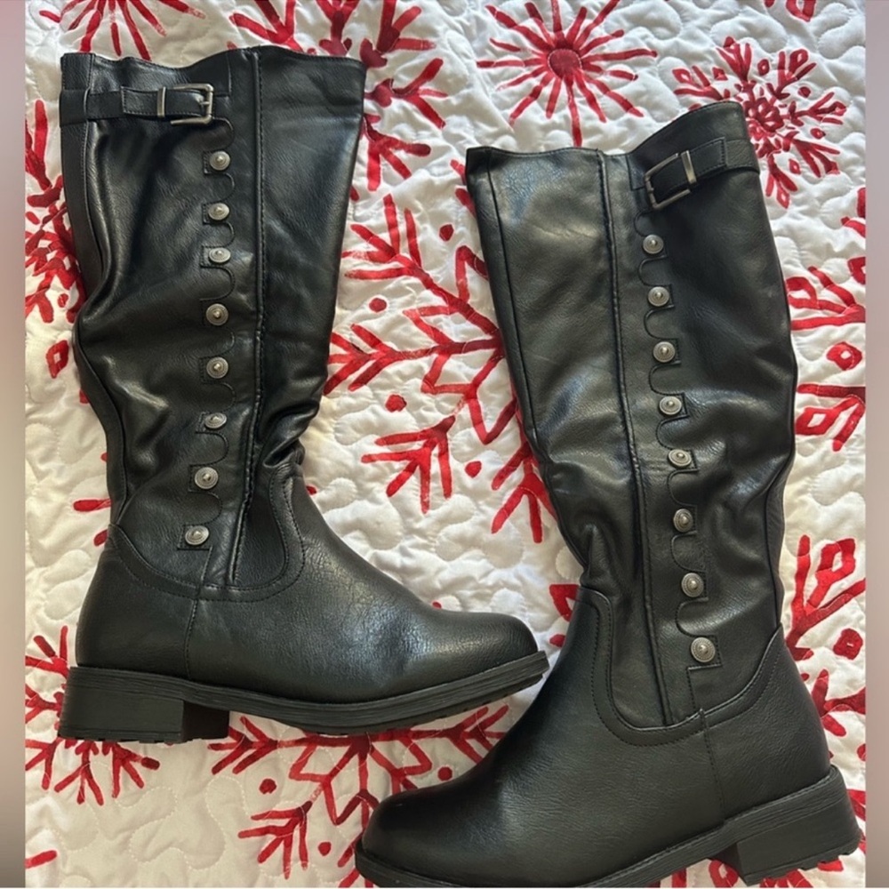 Dream Pairs Black Boots